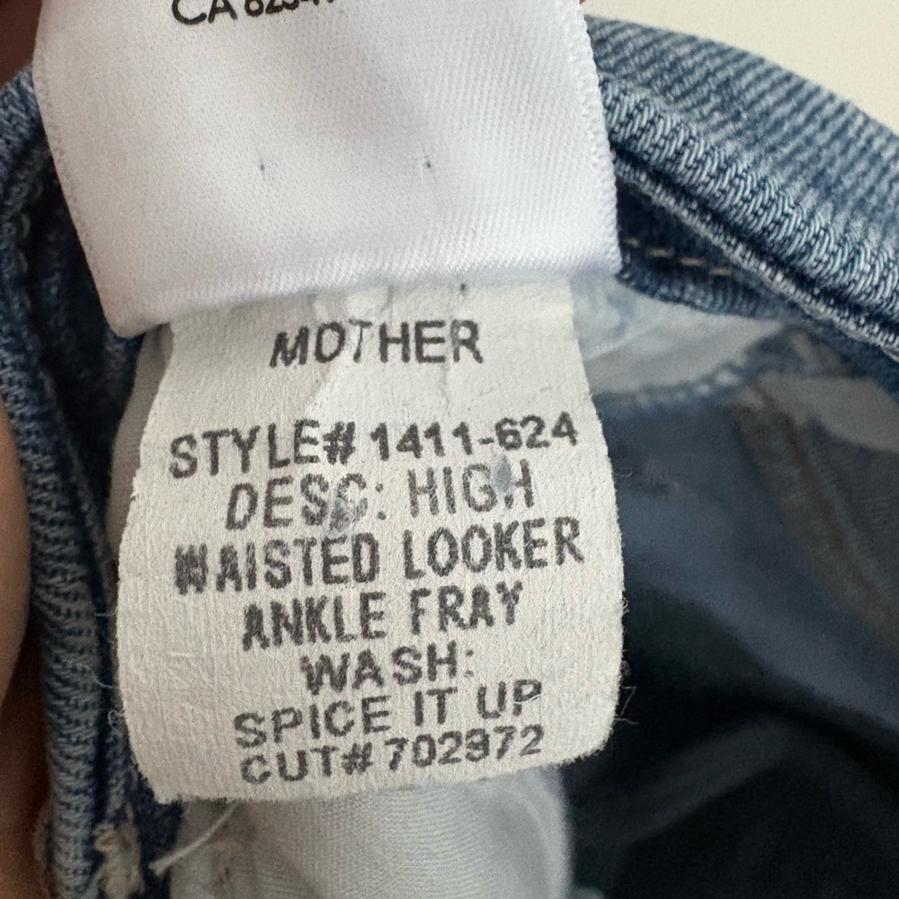 MOTHER High Waisted Looker Ankle Fray Spice It Up Distressed Blue Jeans size 31 - Picture 9 of 11